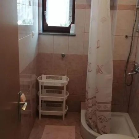 Milakovic-kanica - Classic One Bedroom With Sea View And Terrace 罗戈兹尼察